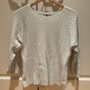 Cable knit pullover